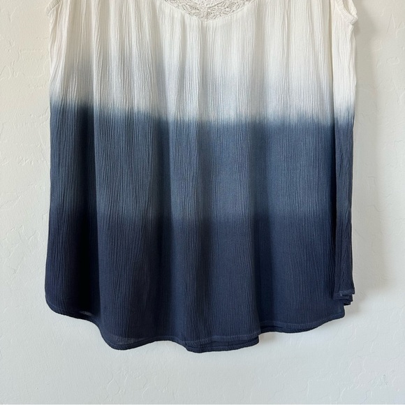 Anthropologie Bila Boho Blue White Ombré Tie Dye Eyelet Lace Tank Top Size Small - Picture 2 of 11